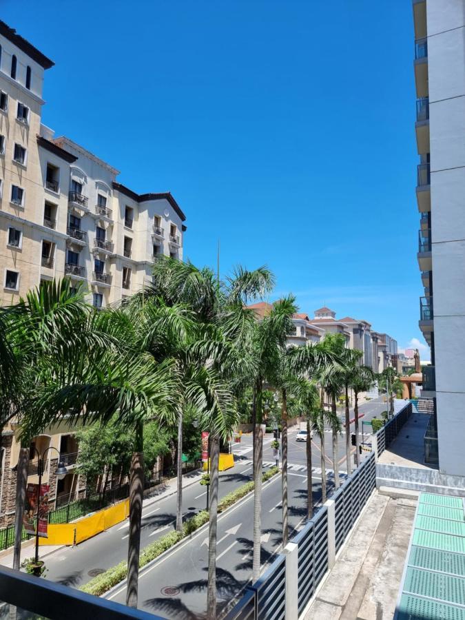 One Palm Tree Villas Condo Across Naia Terminal 3 Manila Exteriör bild