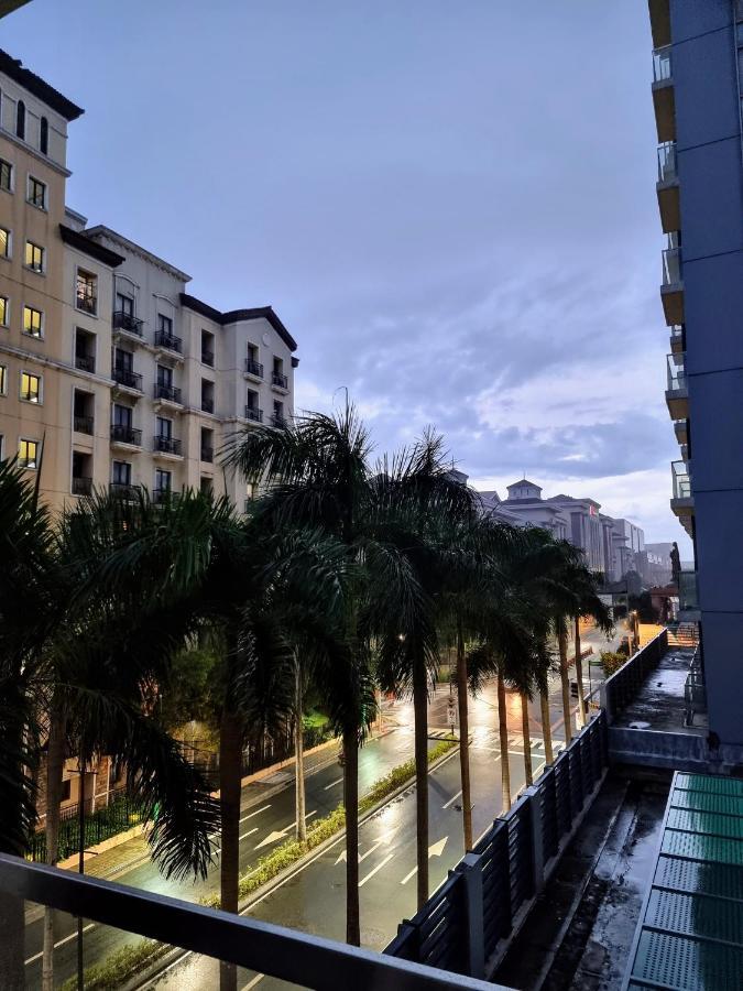 One Palm Tree Villas Condo Across Naia Terminal 3 Manila Exteriör bild
