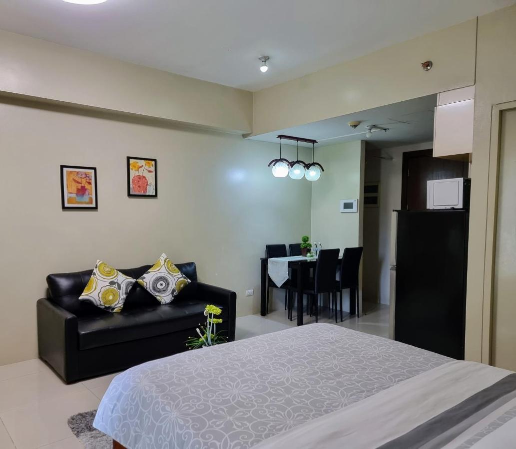 One Palm Tree Villas Condo Across Naia Terminal 3 Manila Exteriör bild