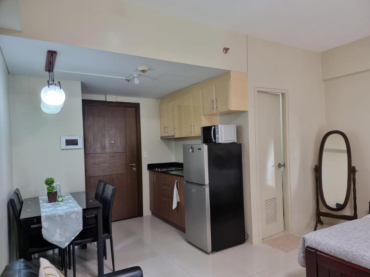 One Palm Tree Villas Condo Across Naia Terminal 3 Manila Exteriör bild