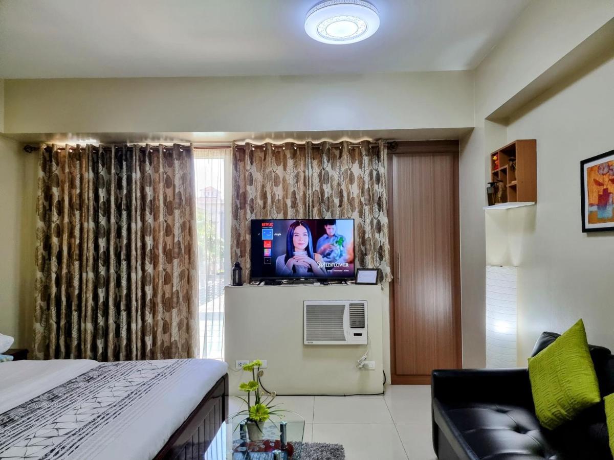 One Palm Tree Villas Condo Across Naia Terminal 3 Manila Exteriör bild