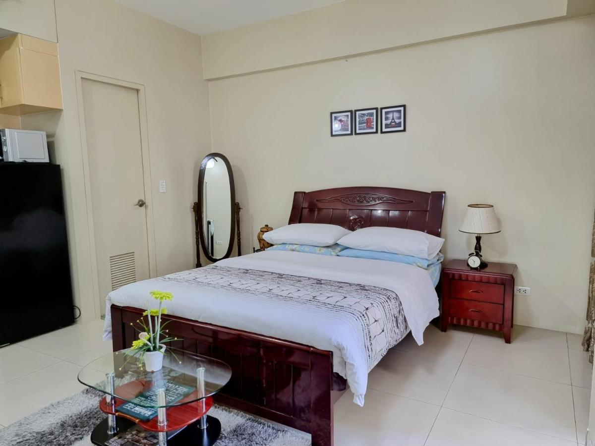 One Palm Tree Villas Condo Across Naia Terminal 3 Manila Exteriör bild