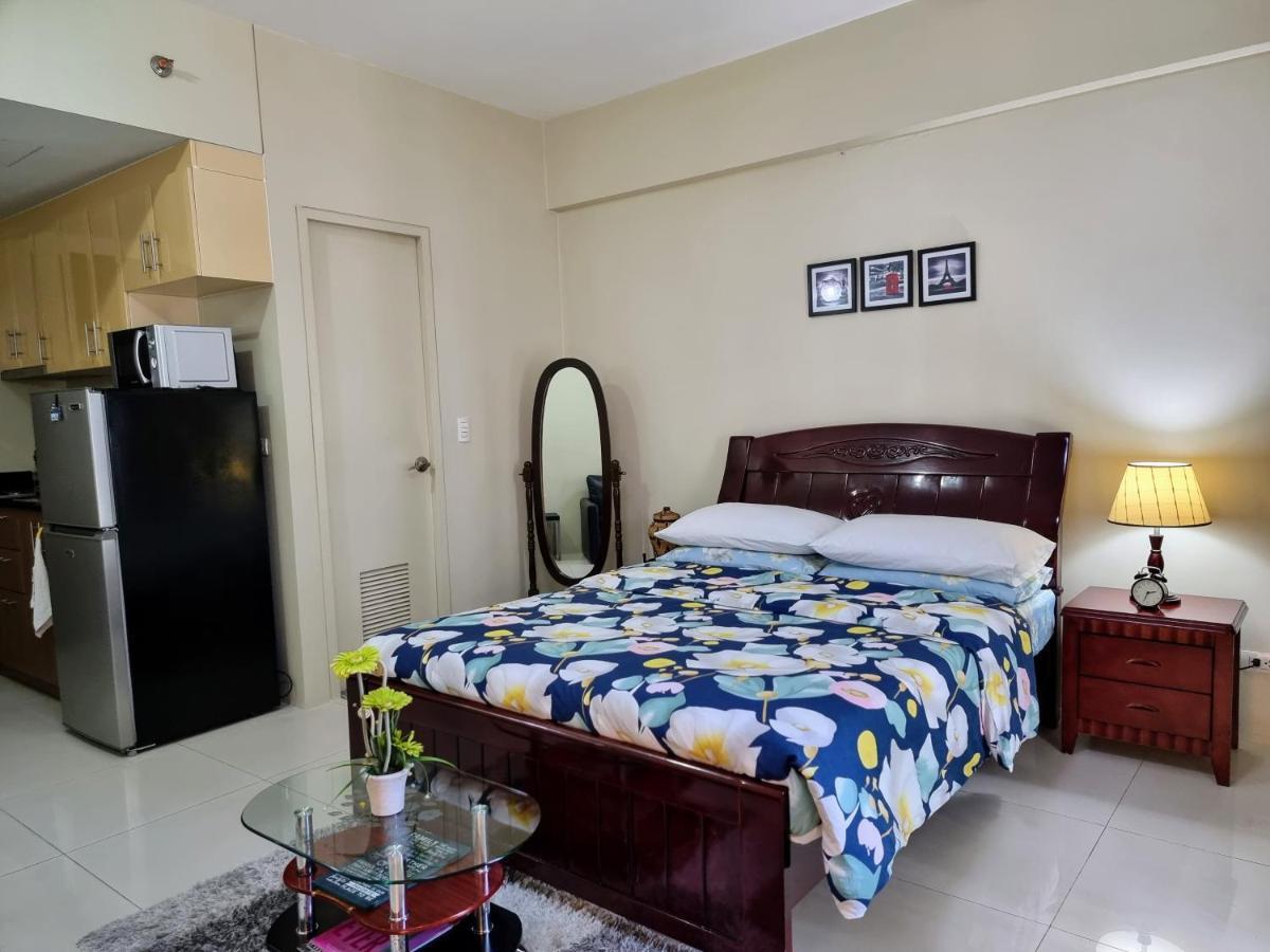 One Palm Tree Villas Condo Across Naia Terminal 3 Manila Exteriör bild
