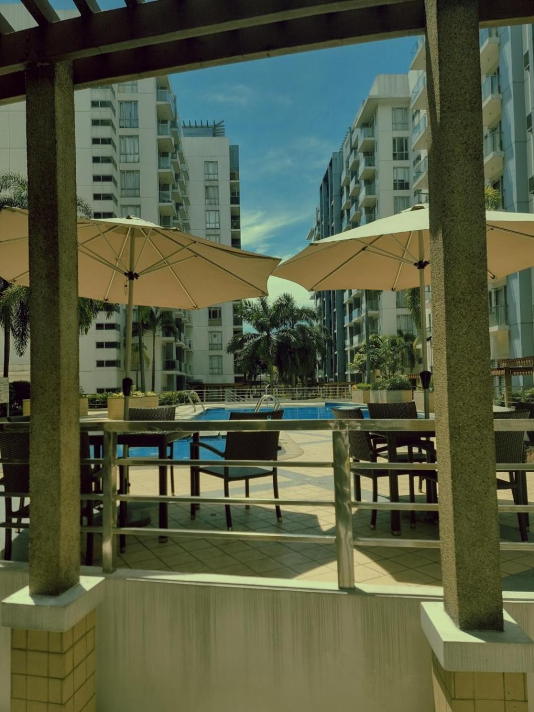 One Palm Tree Villas Condo Across Naia Terminal 3 Manila Exteriör bild